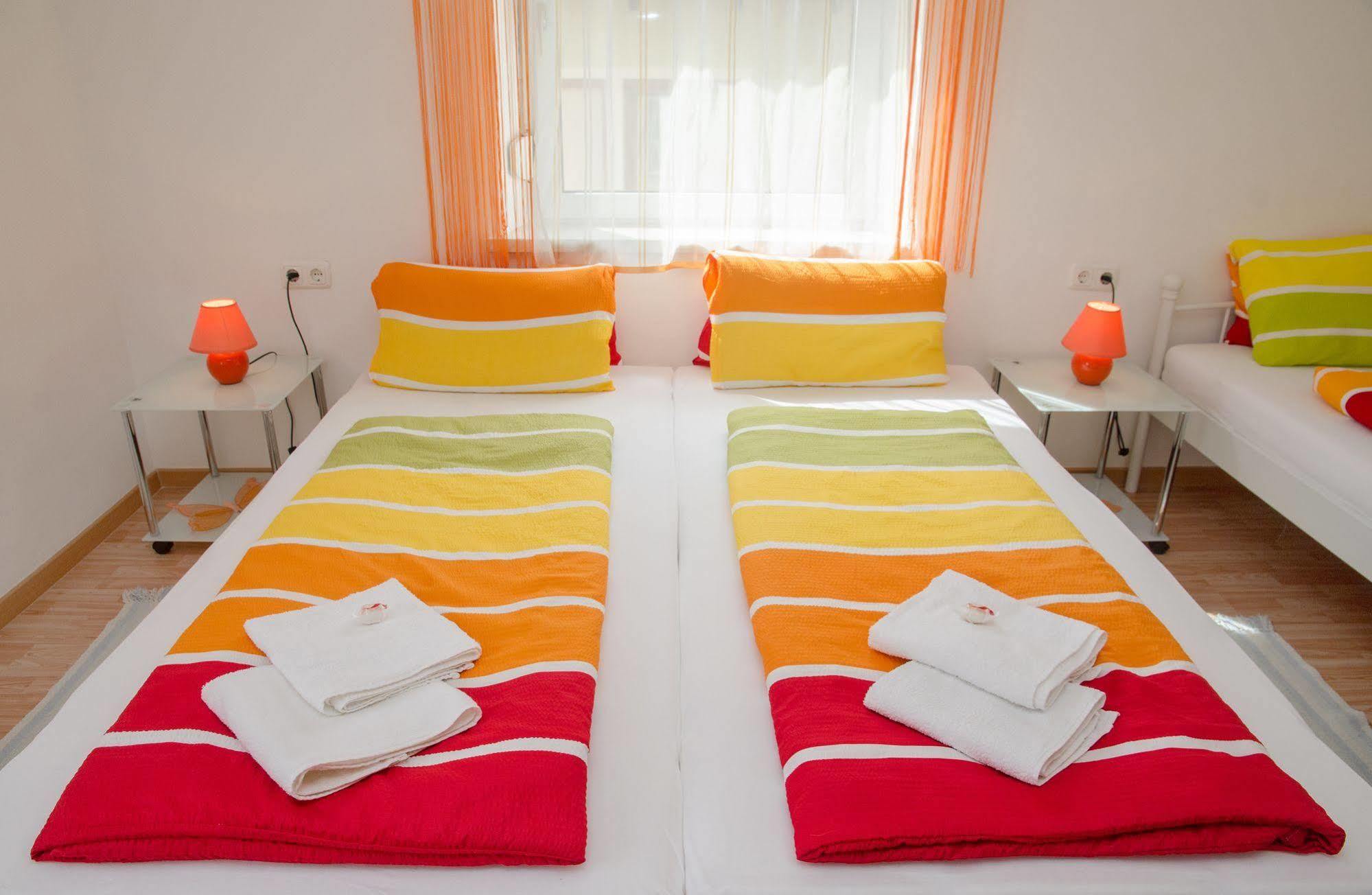 Ferienwohnungen Und Zimmer Yassi Spielberg Bei Knittelfeld Kültér fotó
